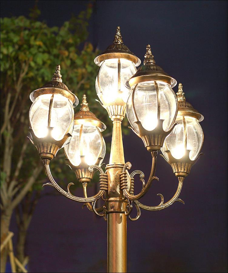 Nuovo design Outdoor Decoration Garden Street Lampo Polo